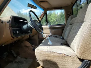 1987 Ford F-150 с VIN 1FTEF14H2HKB06296, выставлен на аукционе Copart как лот 57914035 с пробегом 40 931 миль миль и Чистый • Clean title. История ставок и продаж доступна на DreamBid. Изображение 7.