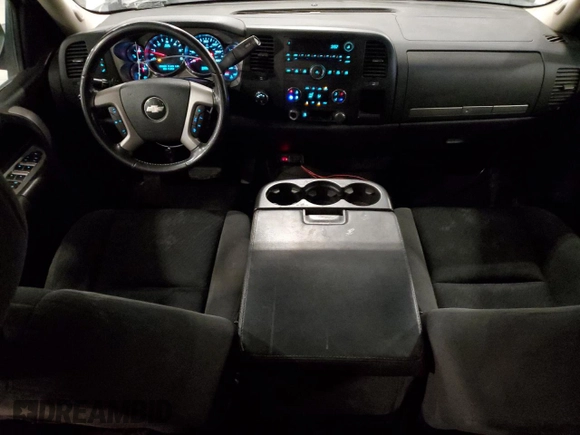 2009 Chevrolet Silverado 1500 LT with VIN 1GCEK290X9Z268285, listed as a Copart auction lot 53468935 with 178,263 mi miles and Salvage Title. Bid and sale history available at DreamBid. Image 8.