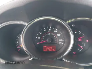 2011 Kia Sorento LX with VIN 5XYKTDA24BG170561, listed as a IAAI auction lot 42011756 with 211,833 mi miles. Bid and sale history available at carsss.com. Image 7.