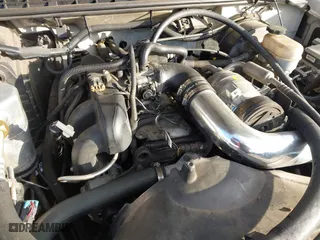 2000 Chevrolet S-10 LS with VIN 1GCCS1459YK284084, listed as a IAAI auction lot 41264083 with 218,911 mi miles. Bid and sale history available at carsss.com. Image 10.