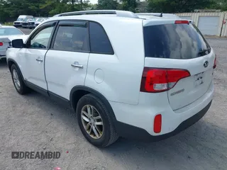 2015 Kia Sorento LX with VIN 5XYKTCA66FG646604, listed as a IAAI auction lot 42534914 with 219,529 mi miles and . Bid and sale history available at DreamBid. Image 3.