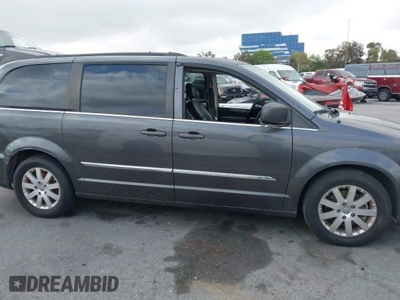 2015 Chrysler Town & Country Touring with VIN 2C4RC1BGXFR655330, listed as a IAAI auction lot 42181430 with 148,195 mi miles and . Bid and sale history available at DreamBid. Image 13.