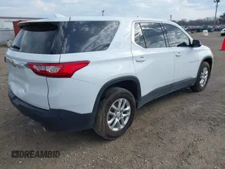 2020 Chevrolet Traverse LS with VIN 1GNEVFKW8LJ185870, listed as a IAAI auction lot 41415934 with 69,993 mi miles. Bid and sale history available at carsss.com. Image 4.
