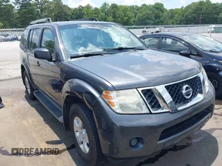 2011 Nissan Pathfinder SV with VIN 5N1AR1NN9BC606835, listed as a IAAI auction lot 42702847 with 214,671 mi miles and . Bid and sale history available at DreamBid. Image 1.