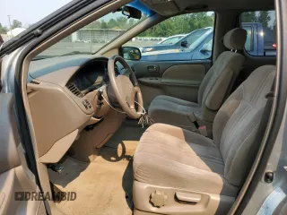 2001 Toyota Sienna CE with VIN 4T3ZF19C11U412899, listed as a Copart auction lot 70303244 with 190,025 mi miles and Salvage Title. Bid and sale history available at carsss.com. Image 7.
