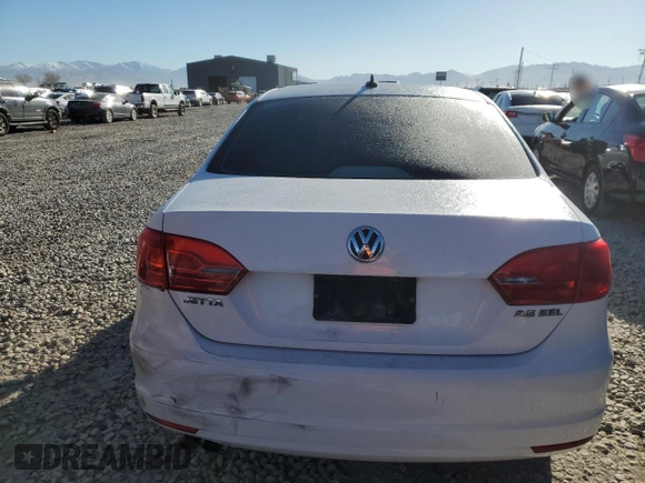 2013 Volkswagen Jetta SEL with VIN 3VWLX7AJ1DM365862, listed as a Copart auction lot 50640445 with Not provided miles and Salvage title. Bid and sale history available at DreamBid. Image 6.