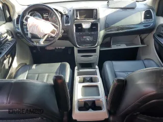 2014 Chrysler Town & Country Touring z VIN 2C4RC1BG9ER255838, wystawiony jako Copart lot #57123045 z przebiegiem 259 391 mil mil oraz Czysty tytuł • Clean title. Historia ofert i sprzedaży dostępna na DreamBid. Obrazek 8.