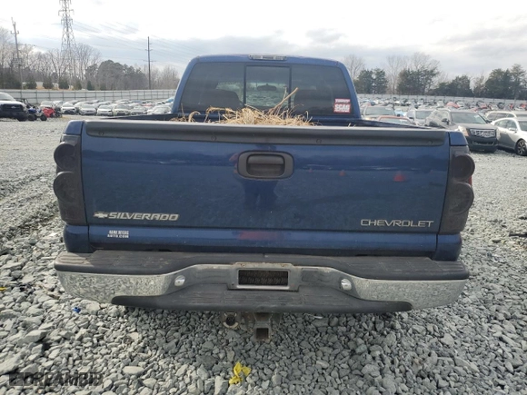 2000 Chevrolet Silverado 1500 LS with VIN 2GCEK19T1Y1119176, listed as a Copart auction lot 42953225 with 211,741 mi miles and Salvage Title. Bid and sale history available at carsss.com. Image 6.