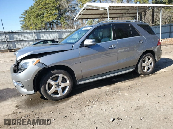 2012 Mercedes-Benz M 550 with VIN 4JGDA7DBXCA044892, listed as a Copart auction lot 43368635 with 214,619 mi miles and Salvage title. Bid and sale history available at DreamBid. Image 1.