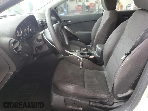 2006 Pontiac G6 1SV with VIN 1G2ZF55BX64264023, listed as a Copart auction lot 57665925 with 136,134 mi miles and Salvage title. Bid and sale history available at DreamBid. Image 7.
