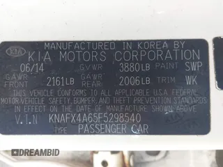 2015 Kia Forte LX with VIN KNAFX4A65F5298540, listed as a IAAI auction lot 41828286 with 163,501 mi miles. Bid and sale history available at carsss.com. Image 9.