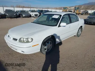 1998 Oldsmobile Cutlass GLS z VIN 1G3NG52M2W6338505, wystawiony jako IAAI lot #41107816 z przebiegiem 72 786 mil mil oraz . Historia ofert i sprzedaży dostępna na DreamBid. Obrazek 2.