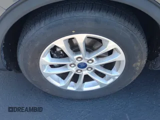 2022 Ford Escape SE с VIN 1FMCU0G63NUA45439, выставлен на аукционе IAAI как лот 42556163 с пробегом 76 088 миль миль и . История ставок и продаж доступна на DreamBid. Изображение 43.