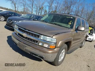 2004 Chevrolet Suburban LS with VIN 1GNEC16Z14J112645, listed as a IAAI auction lot 41699031 with 105,707 mi miles. Bid and sale history available at carsss.com. Image 2.