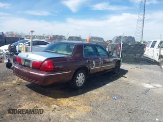 2003 Mercury Grand Marquis LS Premium z VIN 2MEFM75W73X650193, wystawiony jako IAAI lot #41803310 z przebiegiem 151 719 mil mil oraz . Historia ofert i sprzedaży dostępna na DreamBid. Obrazek 4.