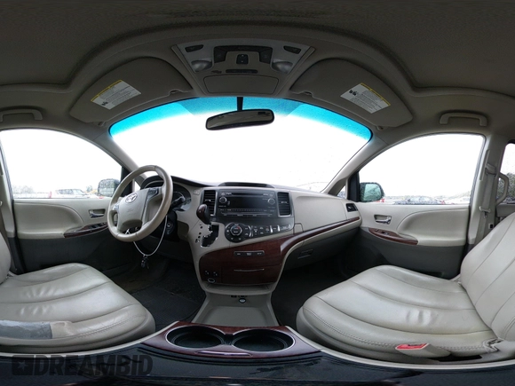 2014 Toyota Sienna XLE with VIN 5TDYK3DC1ES416999, listed as a IAAI auction lot 41972378 with 119,179 mi miles. Bid and sale history available at carsss.com. Image 18.