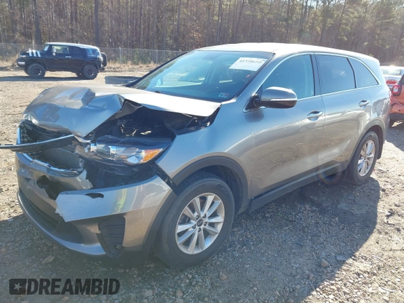 2019 Kia Sorento L with VIN 5XYPG4A34KG533606, listed as a IAAI auction lot 41358658 with 66,232 mi miles. Bid and sale history available at carsss.com. Image 17.