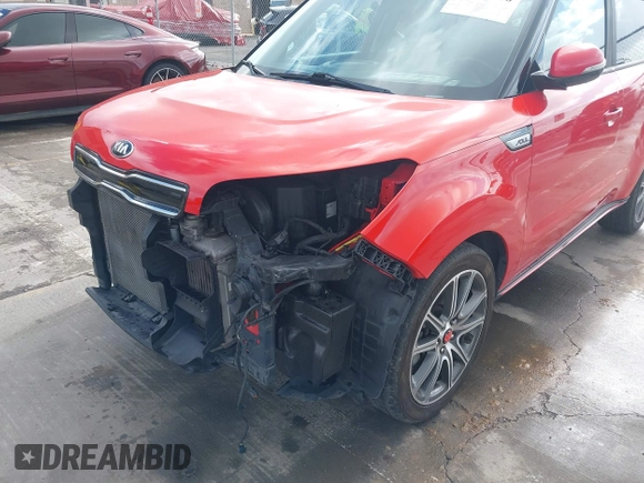 2018 Kia Soul ! with VIN KNDJX3AA8J7537510, listed as a IAAI auction lot 41773156 with 144,882 mi miles. Bid and sale history available at carsss.com. Image 18.