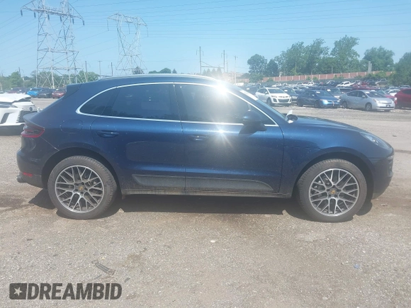 2018 Porsche Macan S with VIN WP1AB2A50JLB31206, listed as a IAAI auction lot 42539442 with 52,941 mi miles and . Bid and sale history available at DreamBid. Image 14.