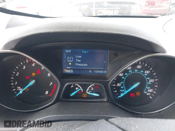 2013 Ford Escape SE with VIN 1FMCU0GX6DUA98305, listed as a IAAI auction lot 42389841 with 109,484 mi miles and . Bid and sale history available at DreamBid. Image 7.