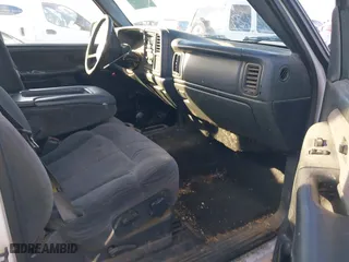 2001 Chevrolet Silverado 1500 LS with VIN 1GCEK14T71Z329088, listed as a IAAI auction lot 41510286 with 312,979 mi miles. Bid and sale history available at carsss.com. Image 5.