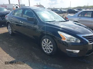 2015 Nissan Altima S z VIN 1N4AL3AP2FC194116, wystawiony jako IAAI lot #42110853 z przebiegiem 106 244 mil mil oraz . Historia ofert i sprzedaży dostępna na DreamBid. Obrazek 1.