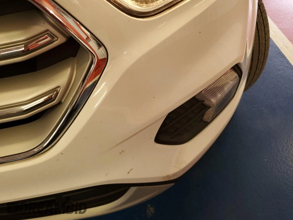 2019 Ford Escape SE z VIN 1FMCU9GD9KUB11829, wystawiony jako IAAI lot #42399993 z przebiegiem 81 910 mil mil oraz . Historia ofert i sprzedaży dostępna na DreamBid. Obrazek 20.