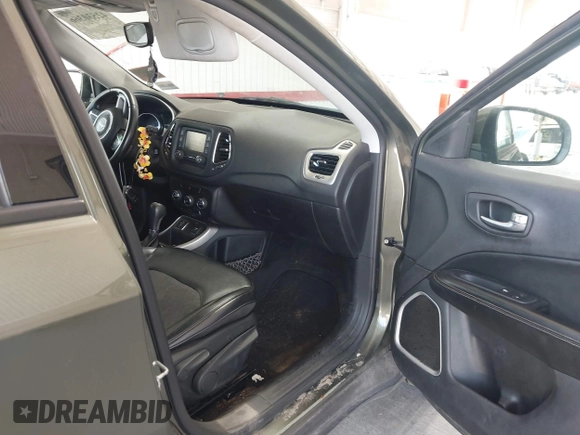 2017 Jeep Compass Latitude с VIN 3C4NJCBB7HT669240, выставлен на аукционе IAAI как лот 42530366 с пробегом 90 789 миль миль и . История ставок и продаж доступна на DreamBid. Изображение 5.