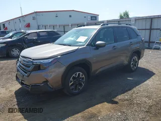 2025 Subaru Forester Premium with VIN JF2SLDDC1SH572986, listed as a IAAI auction lot 42517134 with 313 mi miles and . Bid and sale history available at DreamBid. Image 2.
