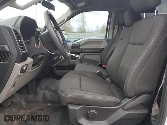 2019 Ford F-150 XL z VIN 1FTMF1C59KKD92917, wystawiony jako Copart lot #52052585 z przebiegiem 73 251 mil mil oraz Szkoda całkowita • Salvage title. Historia ofert i sprzedaży dostępna na DreamBid. Obrazek 7.