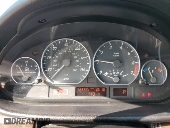 2002 BMW 3 Series 330Ci with VIN WBABN53432PH00160, listed as a Copart auction lot 42356525 with 184,495 mi miles and Salvage Title. Bid and sale history available at carsss.com. Image 9.