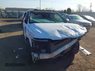 2024 Kia Sorento S z VIN 5XYRL4JCXRG273002, wystawiony jako IAAI lot #42092542 z przebiegiem 8444 mil mil oraz . Historia ofert i sprzedaży dostępna na DreamBid. Obrazek 6.