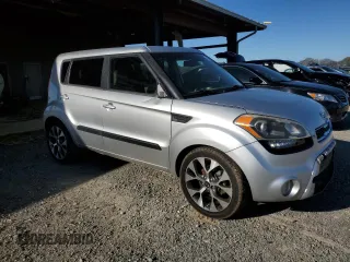 2012 Kia Soul + with VIN KNDJT2A65C7433495, listed as a Copart auction lot 49240305 with 161,360 mi miles and Salvage Title. Bid and sale history available at DreamBid. Image 4.