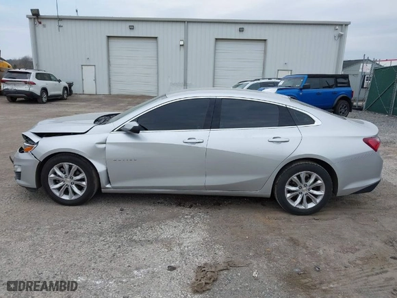 2021 Chevrolet Malibu LT with VIN 1G1ZD5ST3MF008010, listed as a IAAI auction lot 41876299 with 92,958 mi miles. Bid and sale history available at carsss.com. Image 14.