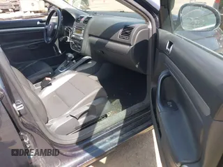 2009 Volkswagen Jetta SE с VIN 3VWRZ71K69M024624, выставлен на аукционе IAAI как лот 41919261 с пробегом 141 601 миль миль и . История ставок и продаж доступна на DreamBid. Изображение 5.