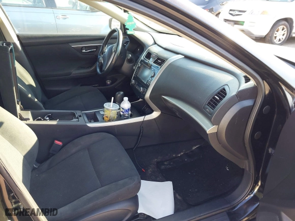 2015 Nissan Altima 2.5 SV with VIN 1N4AL3AP9FC135855, listed as a IAAI auction lot 41869437 with 183,182 mi miles. Bid and sale history available at carsss.com. Image 5.