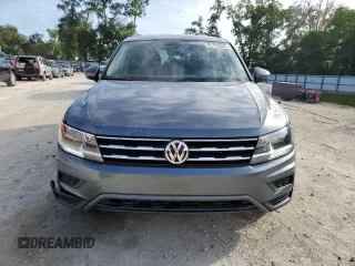 2020 Volkswagen Tiguan S with VIN 3VV0B7AX6LM112948, listed as a Copart auction lot 61799325 with 79,325 mi miles and Non repairable. Bid and sale history available at DreamBid. Image 5.