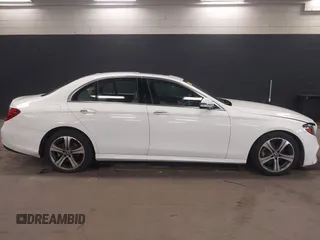2019 Mercedes-Benz E 300 z VIN WDDZF4KB0KA595852, wystawiony jako IAAI lot #42060124 z przebiegiem 106 084 mil mil oraz . Historia ofert i sprzedaży dostępna na DreamBid. Obrazek 13.