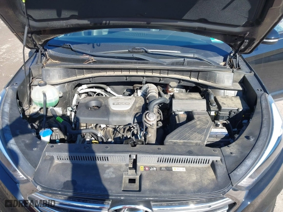 2018 Hyundai Tucson Value with VIN KM8J3CA26JU700642, listed as a IAAI auction lot 41655085 with 80,903 mi miles. Bid and sale history available at carsss.com. Image 10.