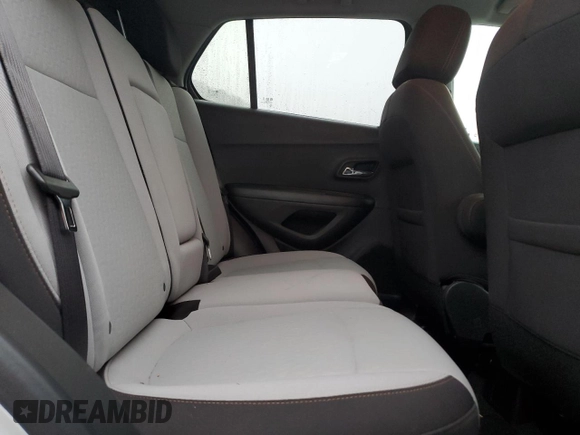 2022 Chevrolet Trax LS with VIN KL7CJNSM3NB544783, listed as a Copart auction lot 84624404 with 13,189 mi miles and Salvage Title. Bid and sale history available at carsss.com. Image 11.