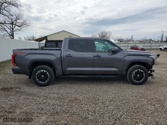2024 Toyota Tundra 4WD SR5 with VIN 5TFLA5DB1RX148410, listed as a Copart auction lot 53952555 with 34,843 mi miles and Salvage Title. Bid and sale history available at carsss.com. Image 12.