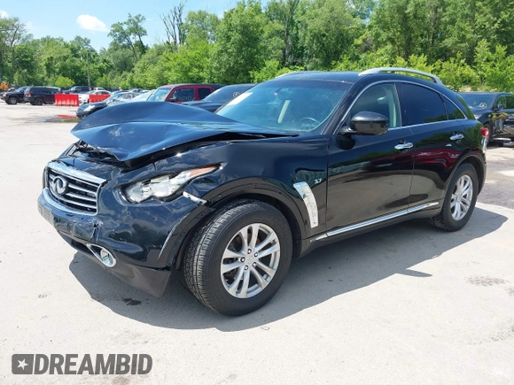 2015 Infiniti QX70 with VIN JN8CS1MW1FM482625, listed as a IAAI auction lot 42332365 with 88,912 mi miles and . Bid and sale history available at DreamBid. Image 2.