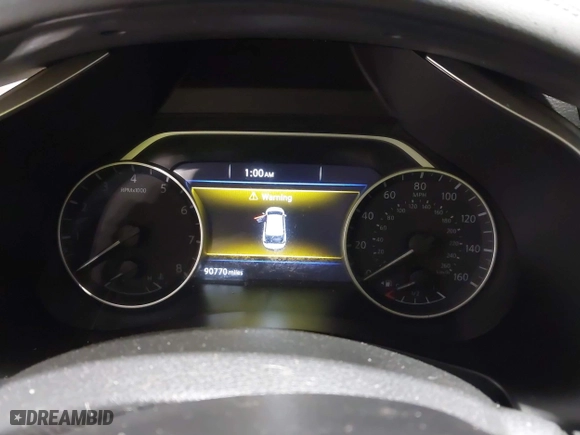 2017 Nissan Murano SL with VIN 5N1AZ2MH5HN181693, listed as a IAAI auction lot 41592637 with 90,770 mi miles. Bid and sale history available at carsss.com. Image 7.