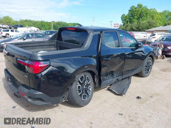 2022 Hyundai Santa Cruz SEL with VIN 5NTJBDAE2NH000464, listed as a IAAI auction lot 42329921 with 32,890 mi miles and . Bid and sale history available at DreamBid. Image 6.