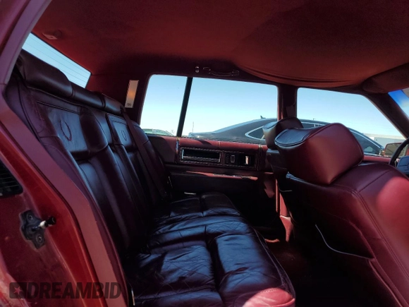 1991 Cadillac DeVille z VIN 1G6CD53B8M4347542, wystawiony jako Copart lot #48966595 z przebiegiem 153 152 mil mil oraz Szkoda całkowita • Salvage title. Historia ofert i sprzedaży dostępna na DreamBid. Obrazek 10.