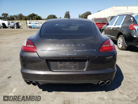 2012 Porsche Panamera S z VIN WP0AB2A70CL060210, wystawiony jako Copart lot #75267644 z przebiegiem 99 227 mil mil oraz Szkoda całkowita • Salvage title. Historia ofert i sprzedaży dostępna na DreamBid. Obrazek 6.