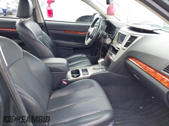 2011 Subaru Legacy Limited Power Moon с VIN 4S3BMCK6XB3222918, выставлен на аукционе IAAI как лот 42157755 с пробегом 83 083 миль миль и . История ставок и продаж доступна на DreamBid. Изображение 5.