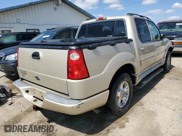 2005 Ford Explorer Sport Trac XLS with VIN 1FMDU77K35UA00852, listed as a Copart auction lot 52209715 with 247,583 mi miles and Salvage title. Bid and sale history available at DreamBid. Image 3.