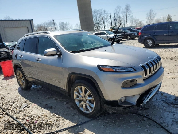2015 Jeep Cherokee Limited with VIN 1C4PJMDSXFW765544, listed as a Copart auction lot 52384255 with 118,214 mi miles and Clean Title. Bid and sale history available at carsss.com. Image 4.
