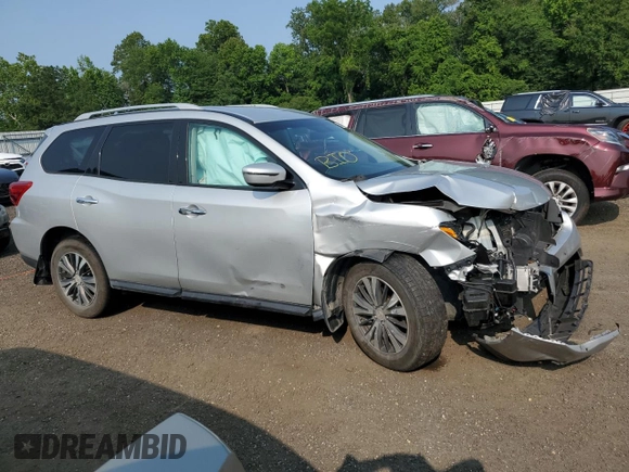 2017 Nissan Pathfinder Platinum with VIN 5N1DR2MMXHC910213, listed as a Copart auction lot 62754275 with 151,669 mi miles and Salvage title. Bid and sale history available at DreamBid. Image 4.
